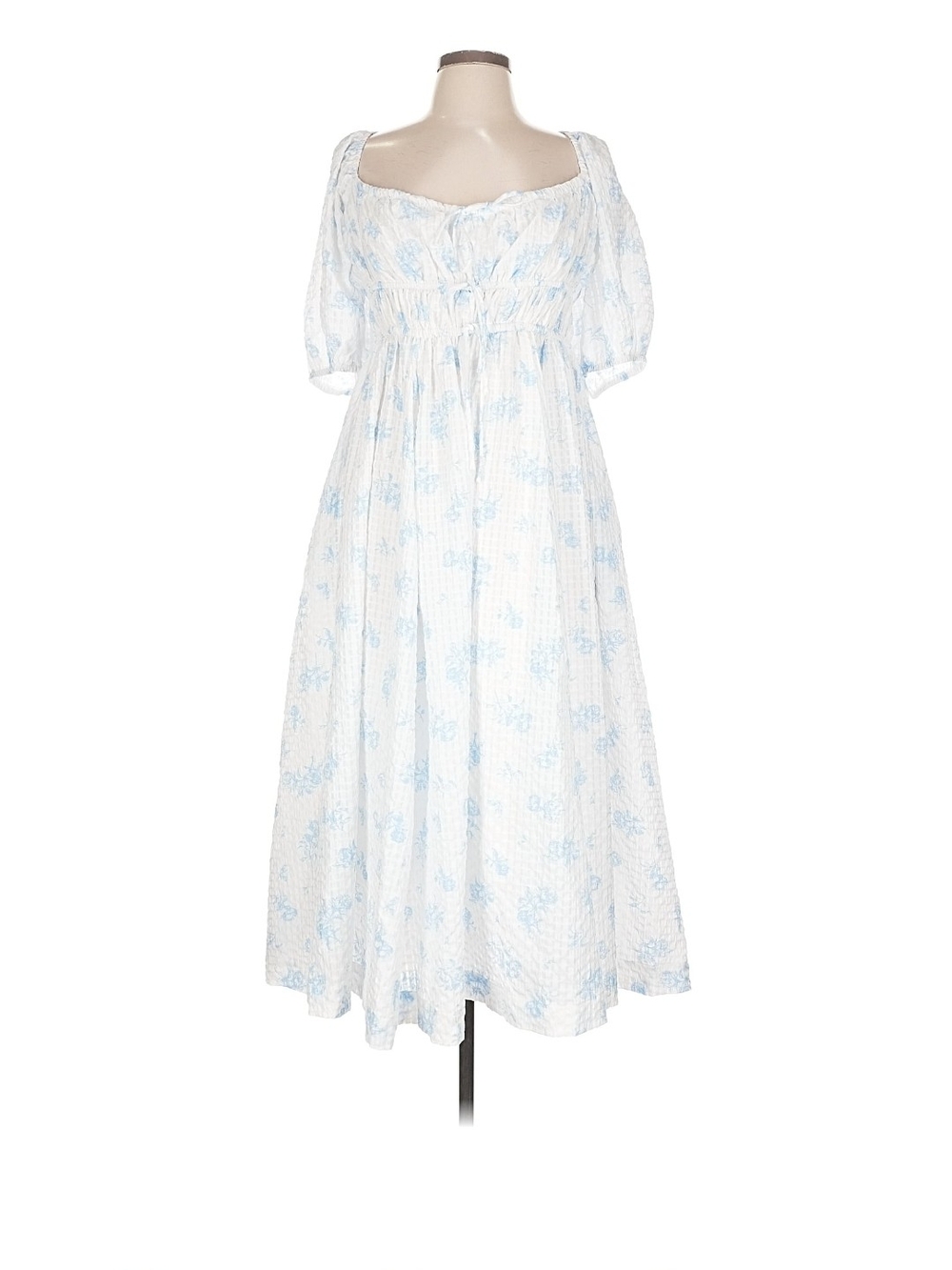 Mable Smocked Empire-Waist Floral Midi Dress in White And Light Blue